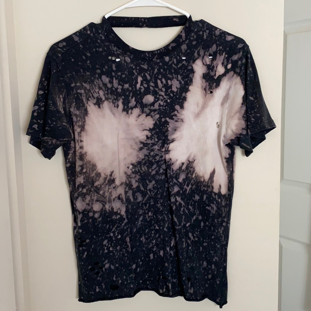 Distressed open-back tee